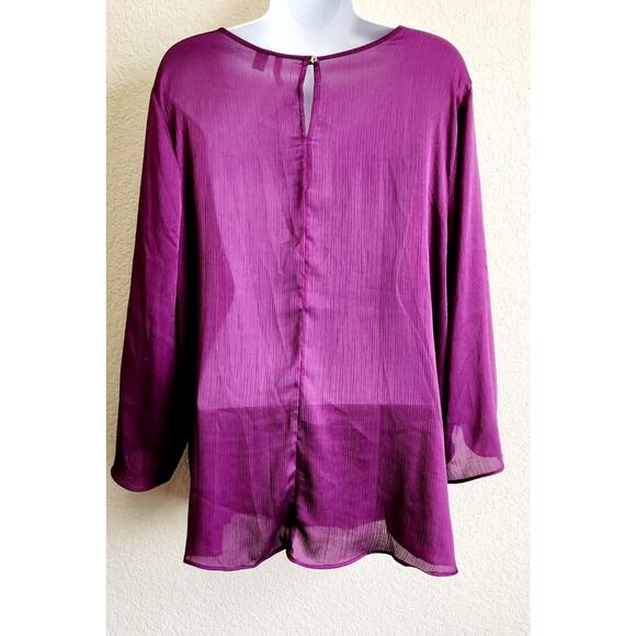 Cato Purple 3/4 Ruched Sleeves Keyhole Neck Top Large Lightweight Flowy Soft - Picture 3 of 5